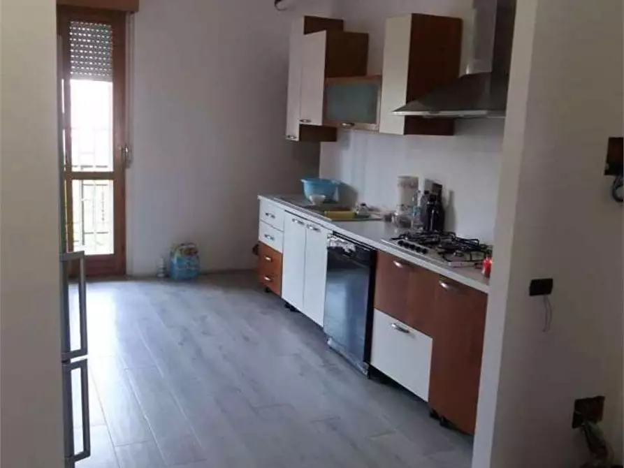 Immagine 4 di Appartamento in vendita  in Via Monza  5 a Pioltello