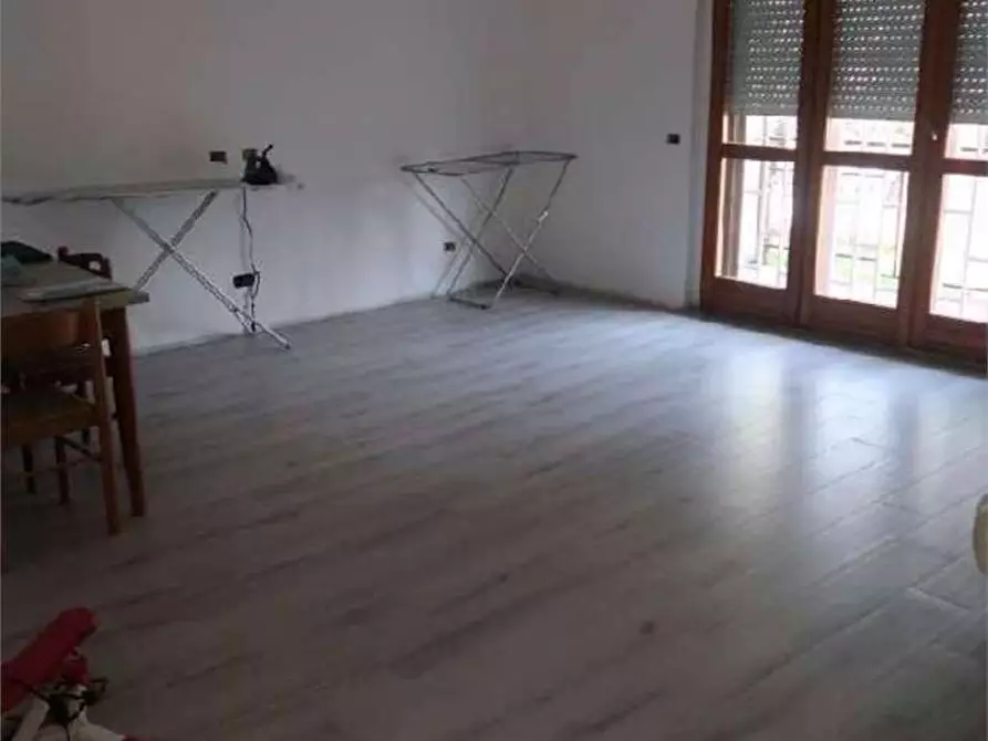 Immagine 5 di Appartamento in vendita  in Via Monza  5 a Pioltello