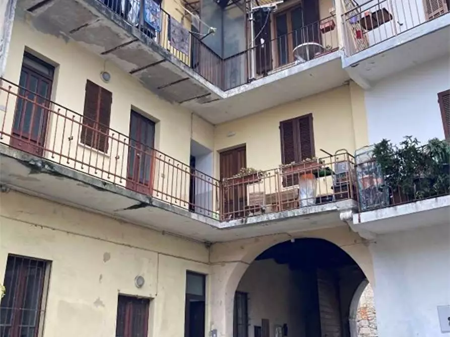 Immagine 3 di Appartamento in vendita  in Piazza s. rocco 4 a Brunello