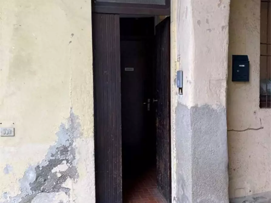 Immagine 4 di Appartamento in vendita  in Piazza s. rocco 4 a Brunello