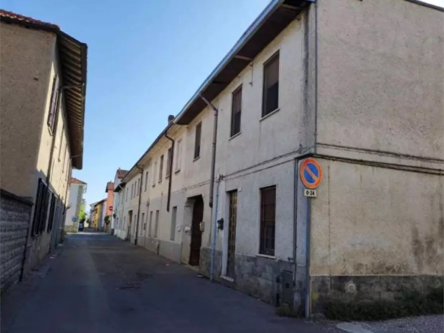 Immagine 1 di Appartamento in vendita  in Via mozzoni  41 a Rescaldina