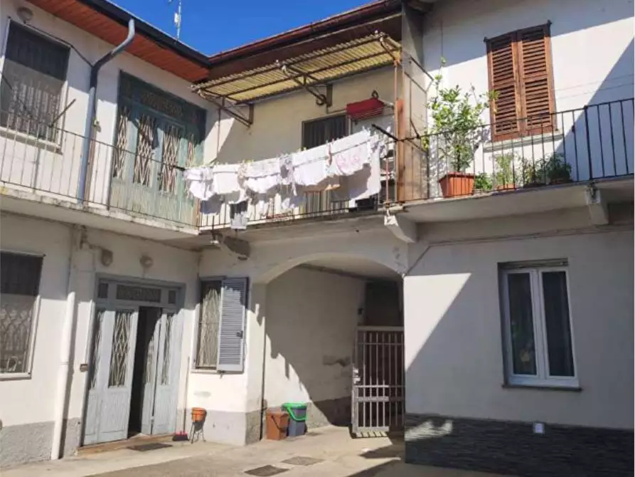 Immagine 3 di Appartamento in vendita  in Via mozzoni  41 a Rescaldina