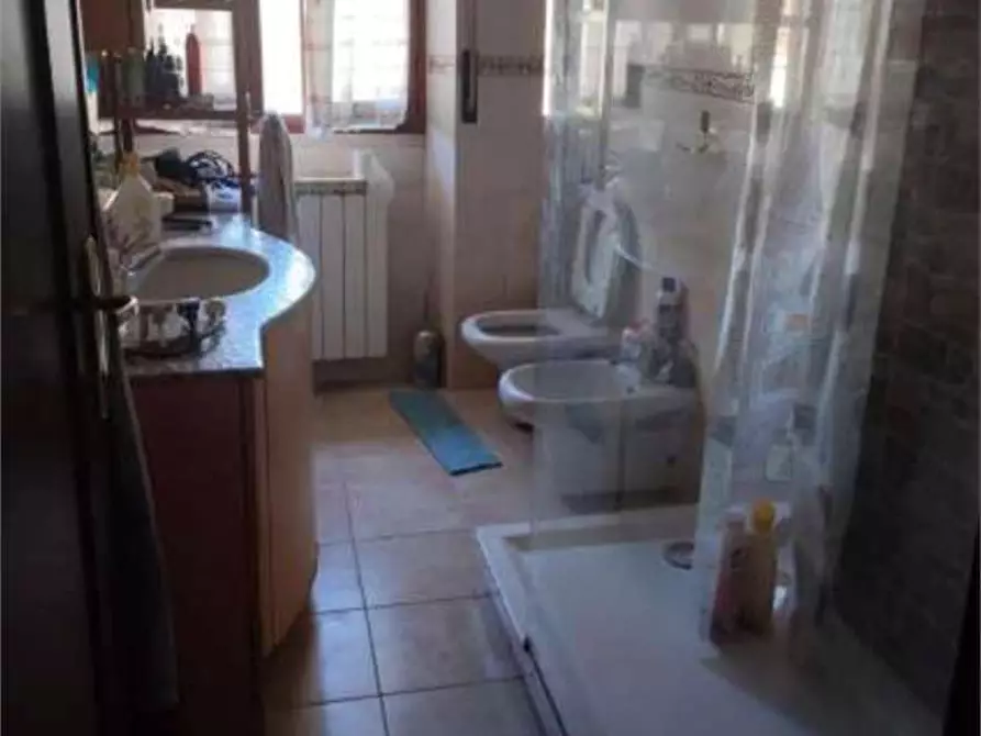 Immagine 10 di Appartamento in vendita  in Via mozzoni  41 a Rescaldina