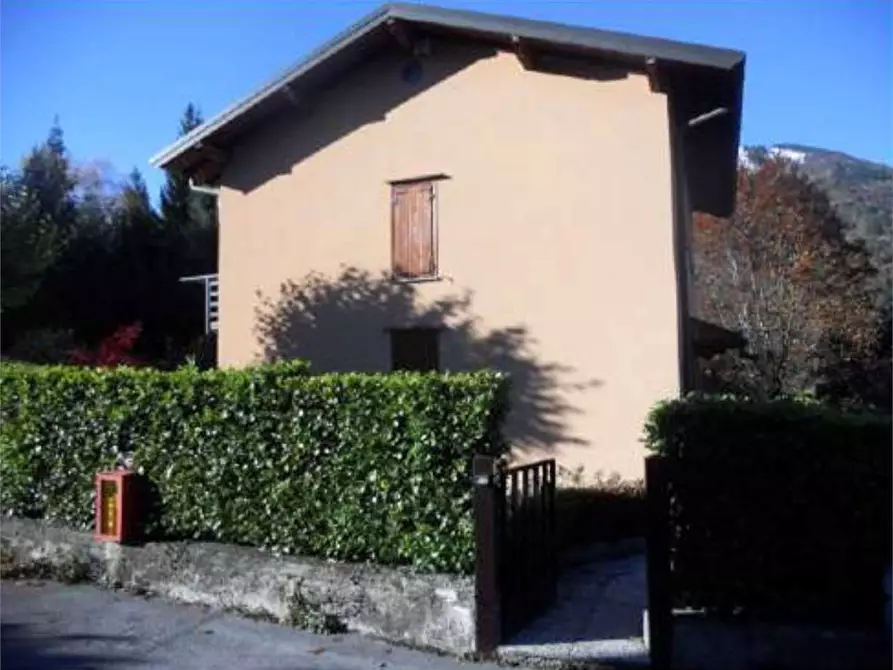 Immagine 2 di Appartamento in vendita  in Via Marie Therese Steiert  4/A a Magreglio