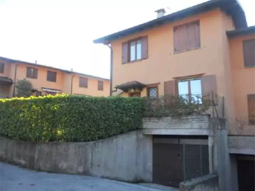 Immagine 3 di Appartamento in vendita  in Via Marie Therese Steiert  4/A a Magreglio