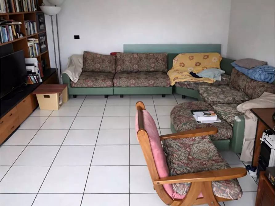 Immagine 6 di Appartamento in vendita  in Viale dei Mille  5 a Limbiate