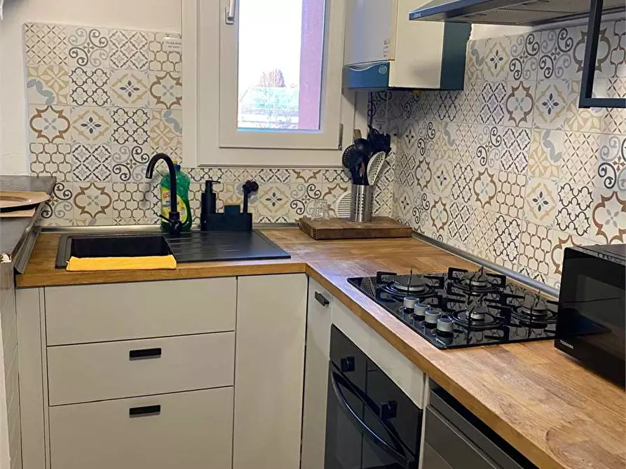 Immagine 14 di Appartamento in affitto  in via Roccolo 34 a Laveno-Mombello