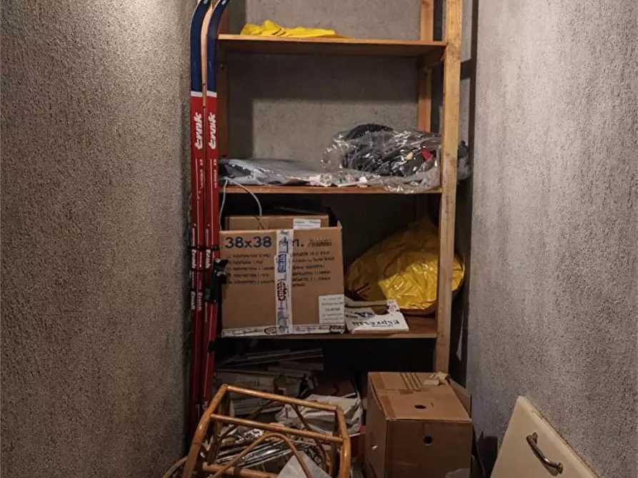 Immagine 9 di Appartamento in vendita  in Via Sant'Ambrogio 64 a Mariano Comense