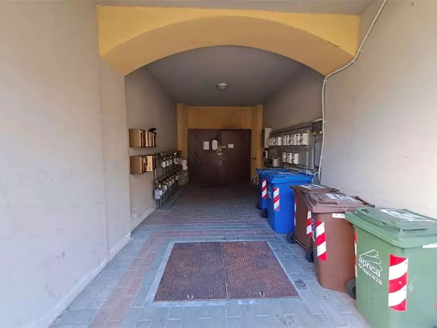 Immagine 4 di Appartamento in vendita  in Via Napoleona 28 a Como