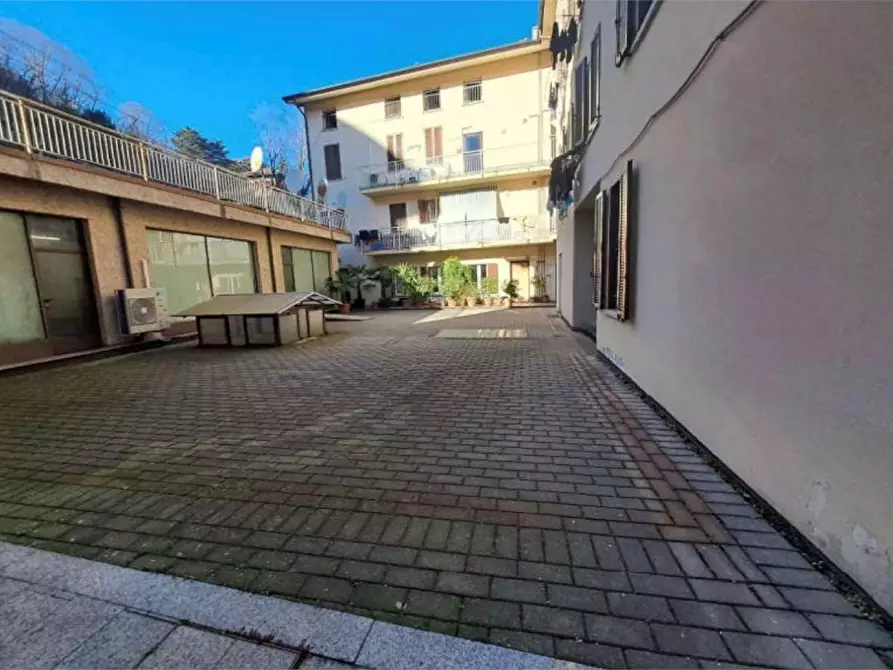 Immagine 6 di Appartamento in vendita  in Via Napoleona 28 a Como