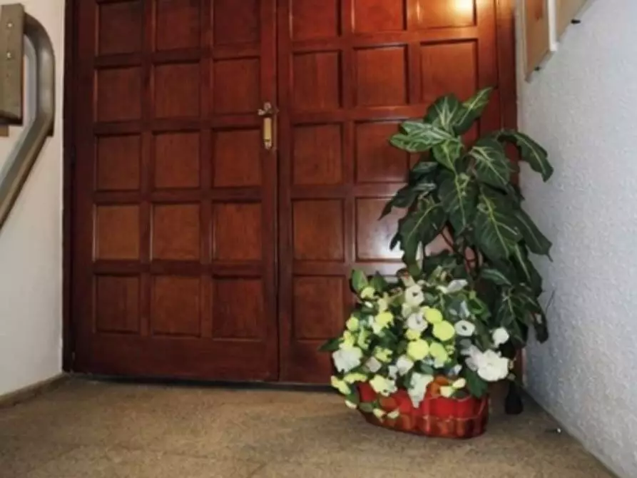 Immagine 14 di Appartamento in vendita  in Via Garibaldi  56 a Carugo