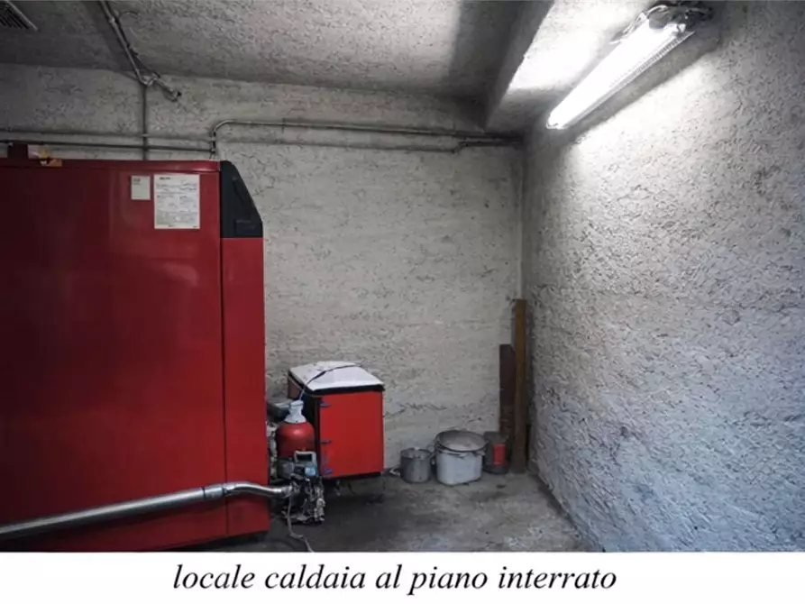 Immagine 33 di Appartamento in vendita  in Via Garibaldi  56 a Carugo