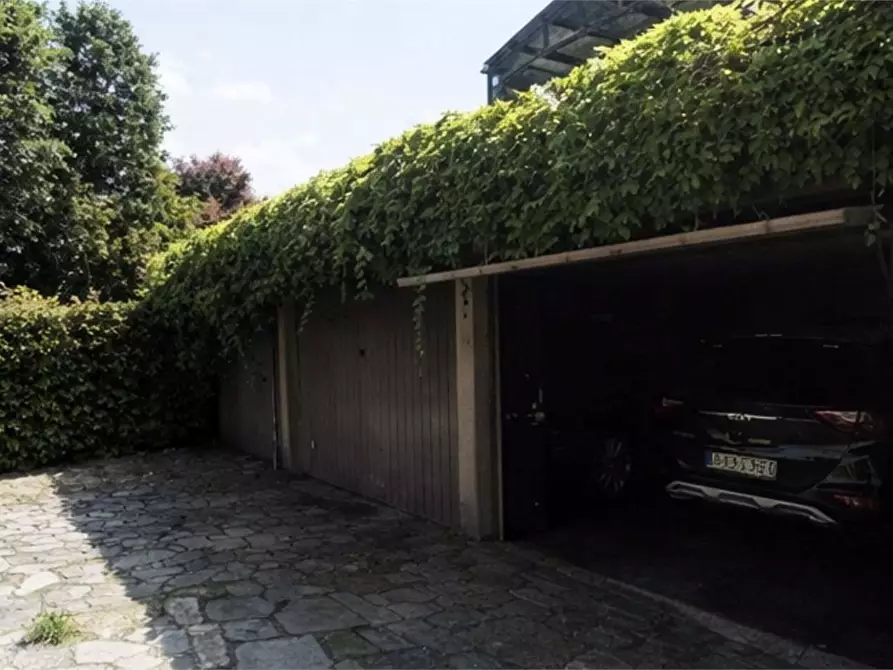 Immagine 35 di Appartamento in vendita  in Via Garibaldi  56 a Carugo