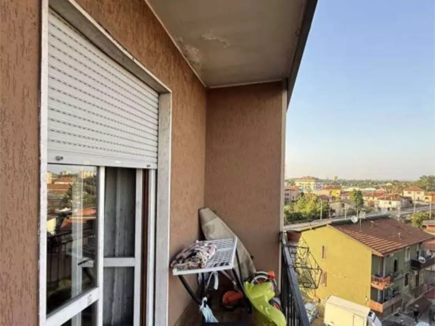 Immagine 10 di Appartamento in vendita  in Via Giuseppe Saverio Mercadante  57/A a Monza