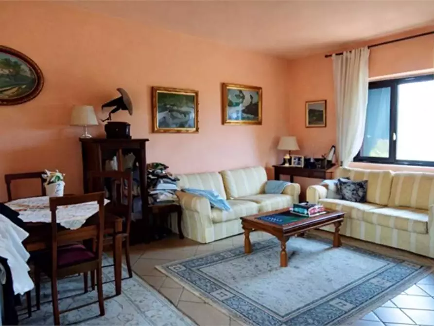 Immagine 5 di Appartamento in vendita  in Via cascina regusella a Uboldo