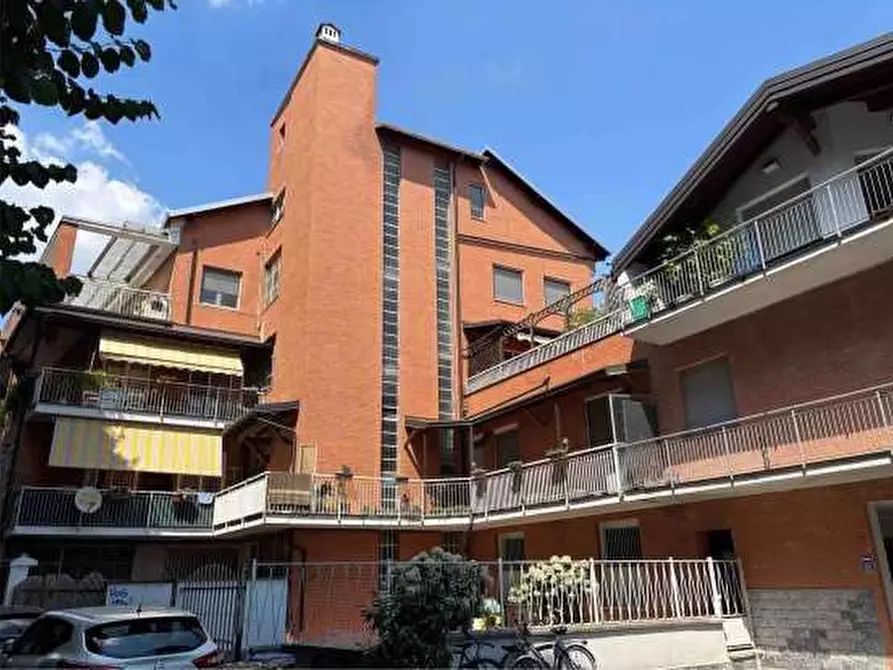 Immagine 1 di Appartamento in vendita  in Via S. Carlo 9 a Garbagnate Milanese