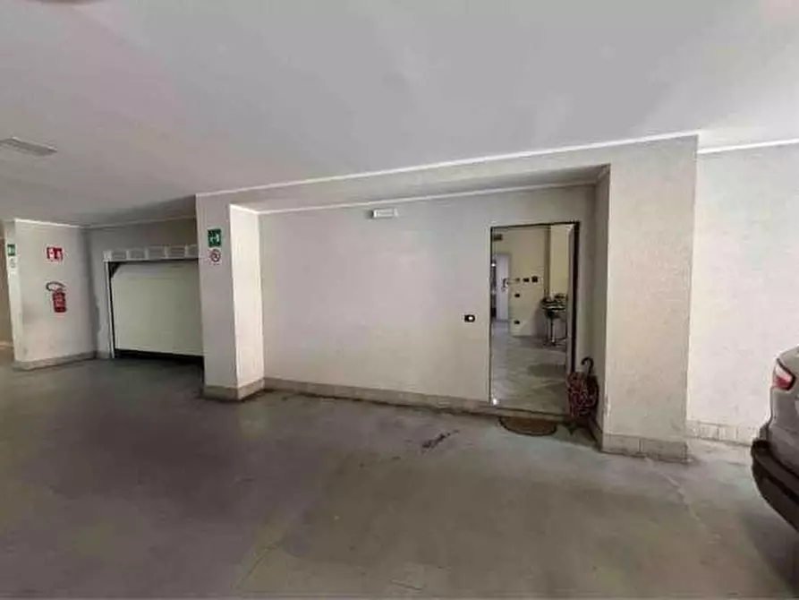 Immagine 3 di Appartamento in vendita  in Via S. Carlo 9 a Garbagnate Milanese