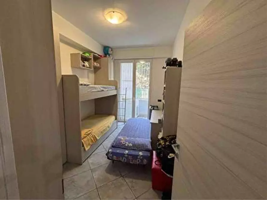 Immagine 7 di Appartamento in vendita  in Via S. Carlo 9 a Garbagnate Milanese