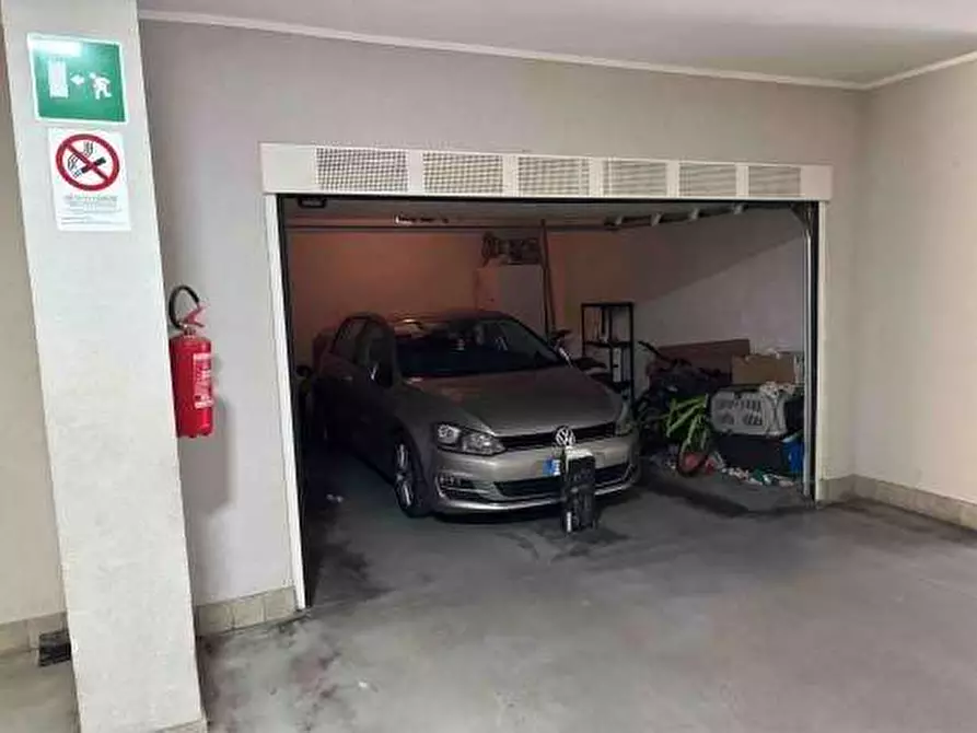 Immagine 13 di Appartamento in vendita  in Via S. Carlo 9 a Garbagnate Milanese