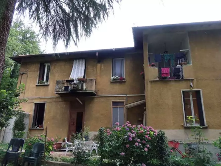 Immagine 5 di Appartamento in vendita  in Via Regina Margherita  1 a Biassono