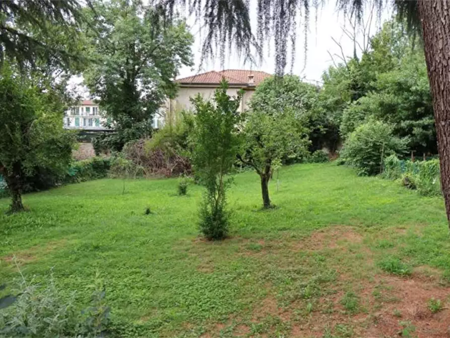 Immagine 19 di Appartamento in vendita  in Via Regina Margherita  1 a Biassono