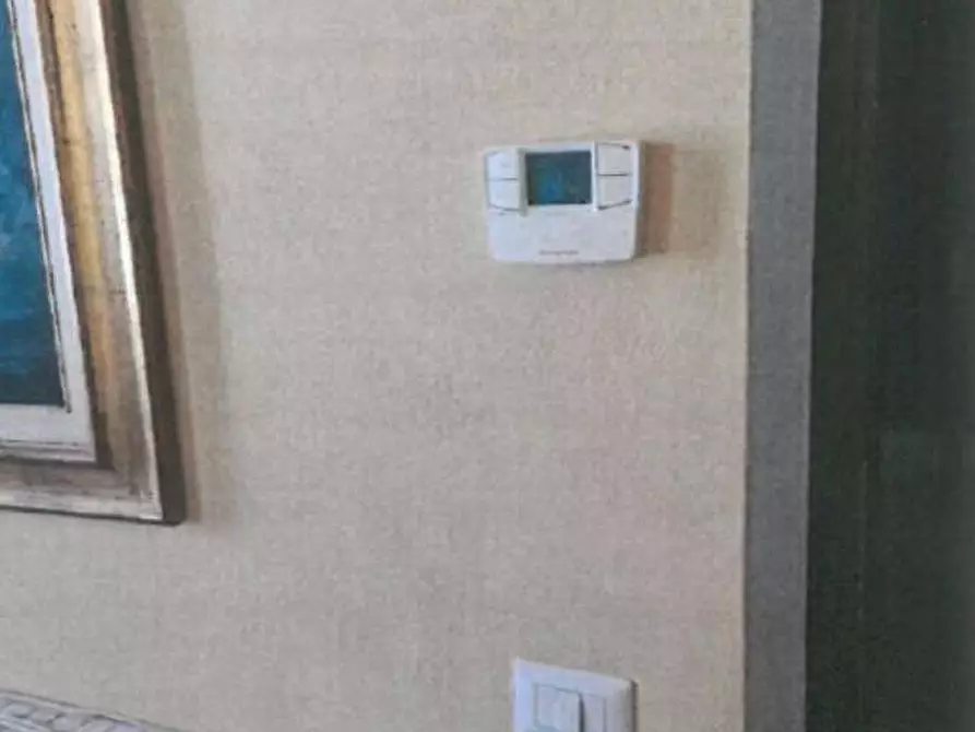 Immagine 14 di Garage in vendita  in Via verdi  13 a Cuvio