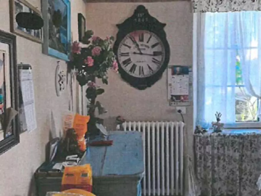 Immagine 20 di Garage in vendita  in Via verdi  13 a Cuvio