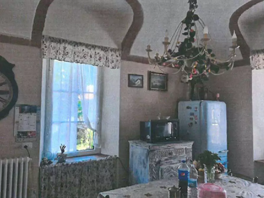 Immagine 21 di Garage in vendita  in Via verdi  13 a Cuvio