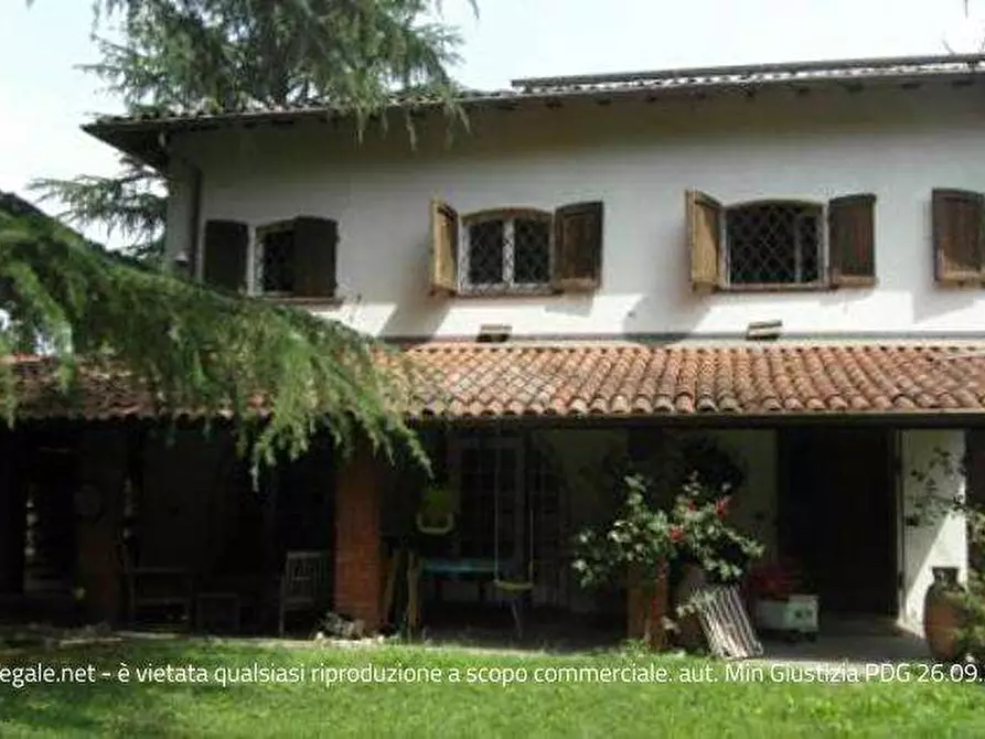 Immagine 6 di Villa in vendita  in agricola torbera a Angera