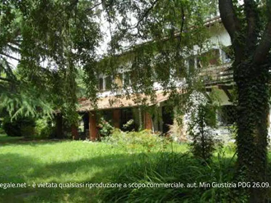 Immagine 9 di Villa in vendita  in agricola torbera a Angera