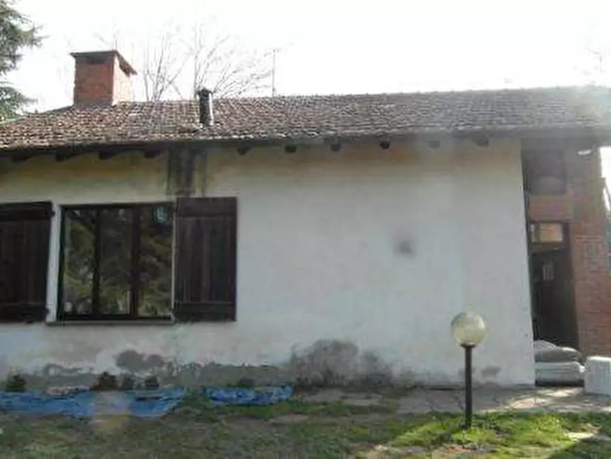 Immagine 11 di Villa in vendita  in agricola torbera a Angera