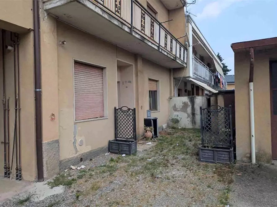 Immagine 1 di Appartamento in vendita  in Via Dante Alighieri  117 a Rovello Porro