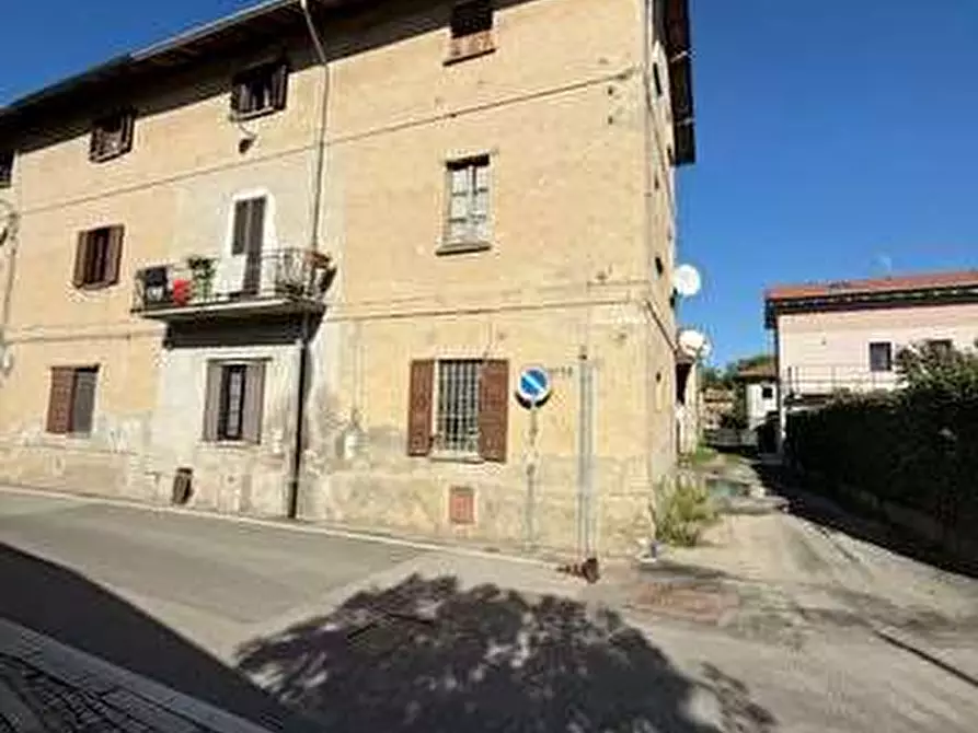 Immagine 3 di Appartamento in vendita  in Via libertà  10 a Casale Litta