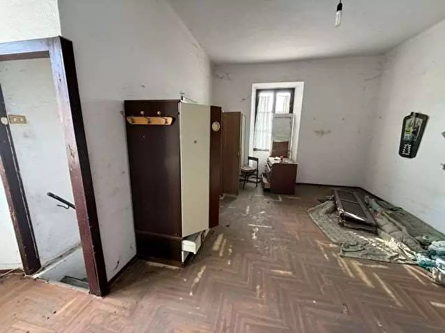 Immagine 4 di Appartamento in vendita  in Via libertà  10 a Casale Litta