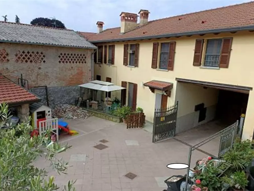 Immagine 3 di Appartamento in vendita  in Via Gaggi 2 a Cermenate