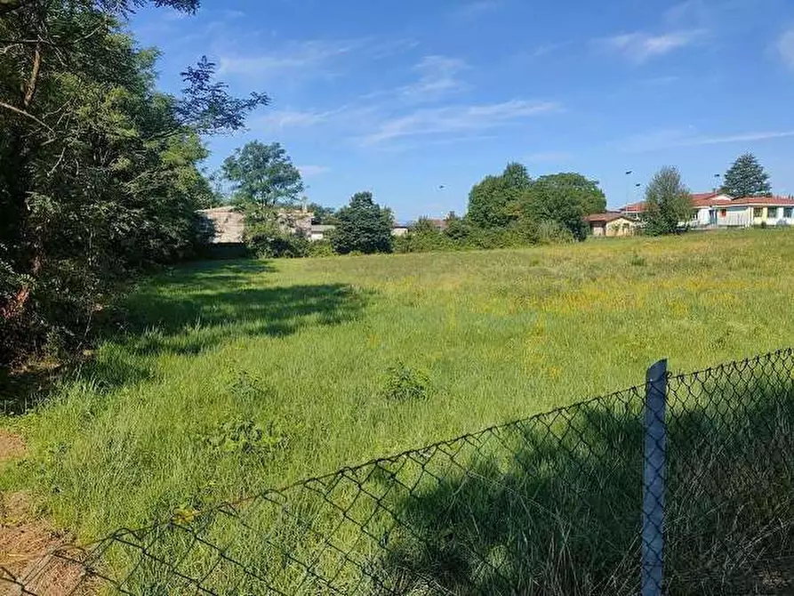 Immagine 3 di Terreno edificabile in vendita  in Via patrioti a Inarzo