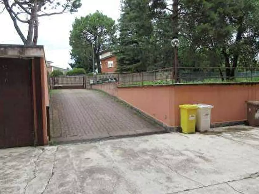 Immagine 18 di Appartamento in vendita  in Via Dante Alighieri 239 a Rovello Porro