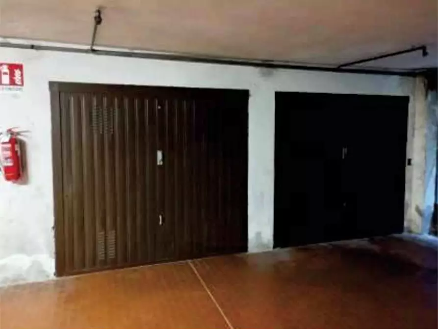 Immagine 10 di Appartamento in vendita  in Via goldoni  41 a Varese