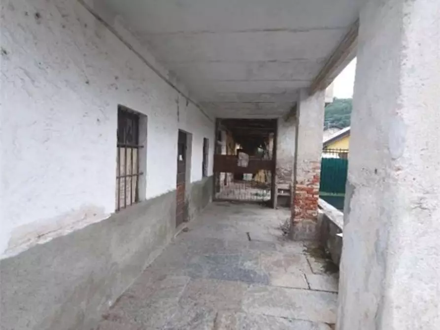 Immagine 3 di Appartamento in vendita  in Via fratelli bandiera  6 a Grantola