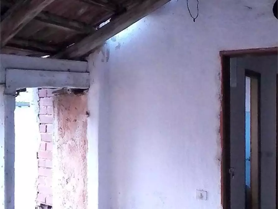 Immagine 30 di Appartamento in vendita  in Via fratelli bandiera  6 a Grantola