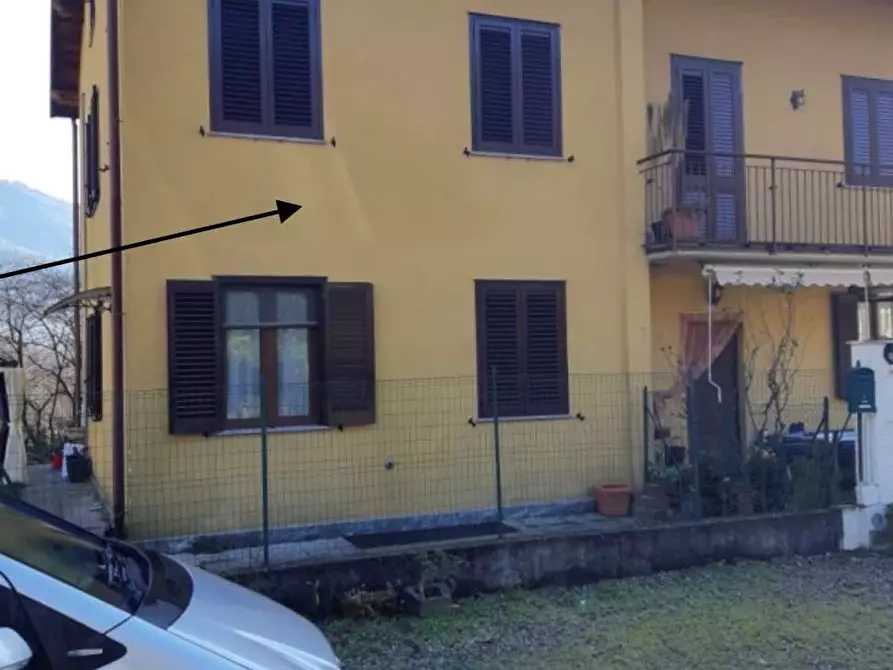 Immagine 2 di Appartamento in vendita  in Via repubblica  18/b a Cuasso Al Monte