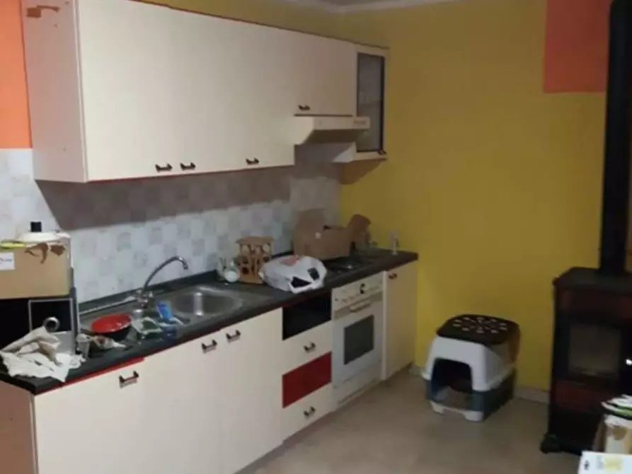 Immagine 24 di Appartamento in vendita  in Via repubblica  18/b a Cuasso Al Monte