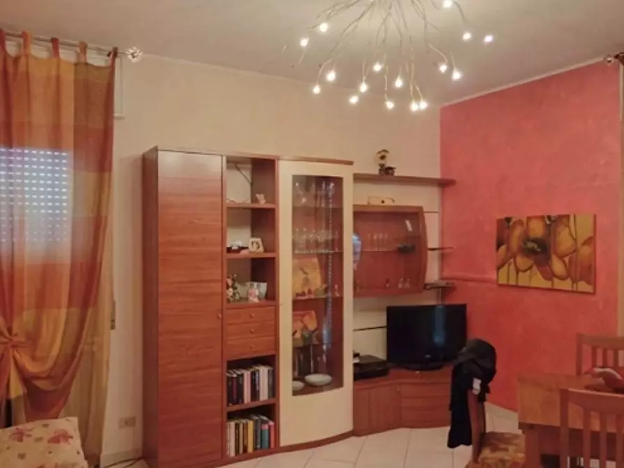 Immagine 6 di Appartamento in vendita  in Via giovanni  Xxiii a Lonate Pozzolo