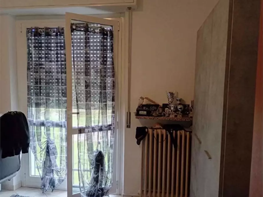 Immagine 10 di Appartamento in vendita  in Via giovanni  Xxiii a Lonate Pozzolo