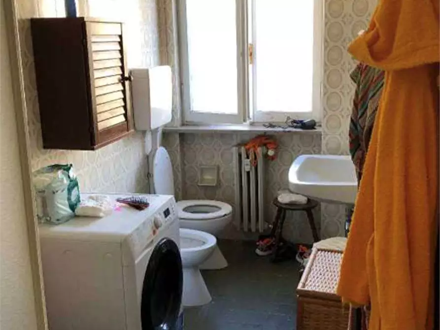 Immagine 9 di Appartamento in vendita  a Varese