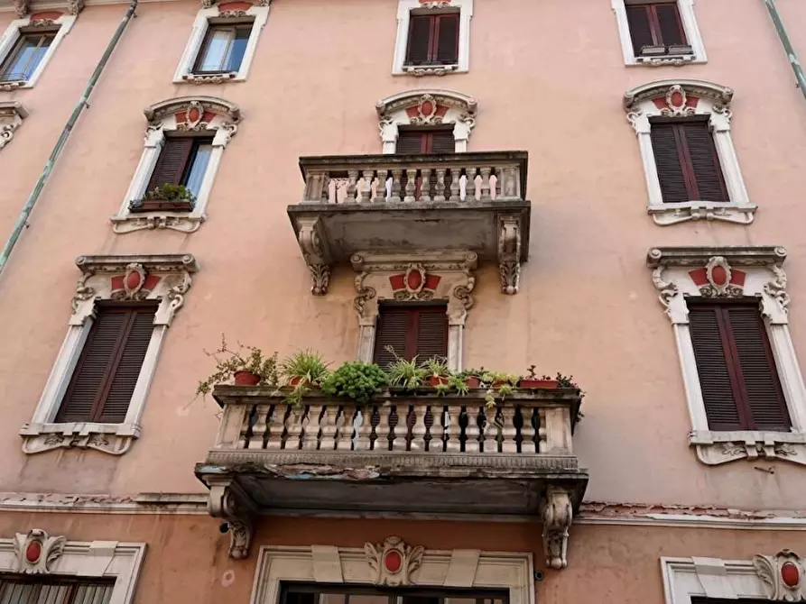 Immagine 1 di Appartamento in vendita  in Via Vincenzo Russo 12 a Milano