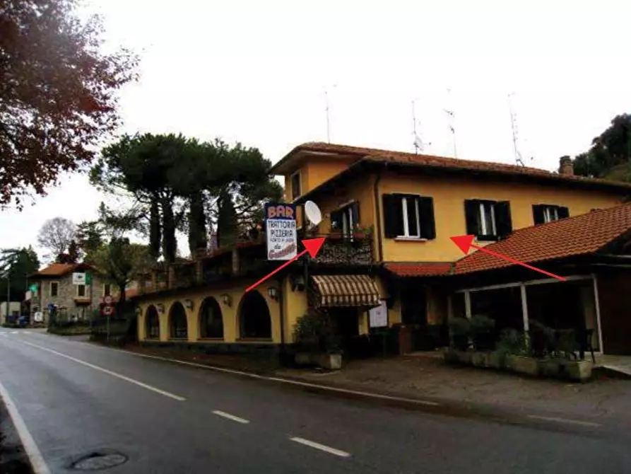 Immagine 2 di Appartamento in vendita  in Via marconi  25 a Castelveccana