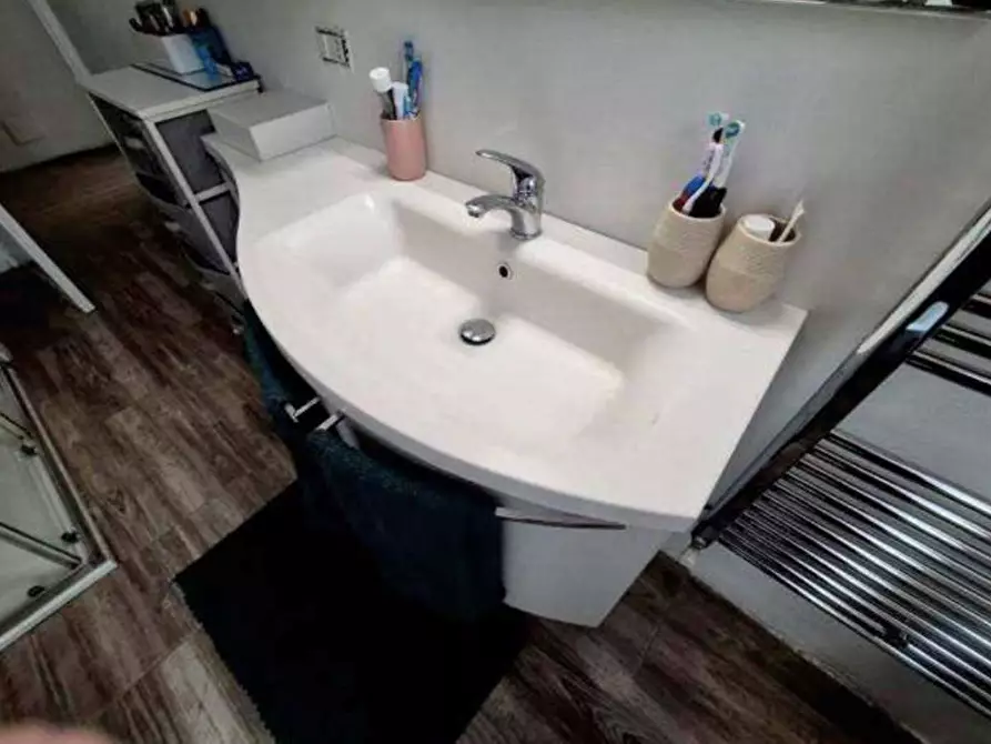 Immagine 13 di Appartamento in vendita  in Via marconi  25 a Castelveccana