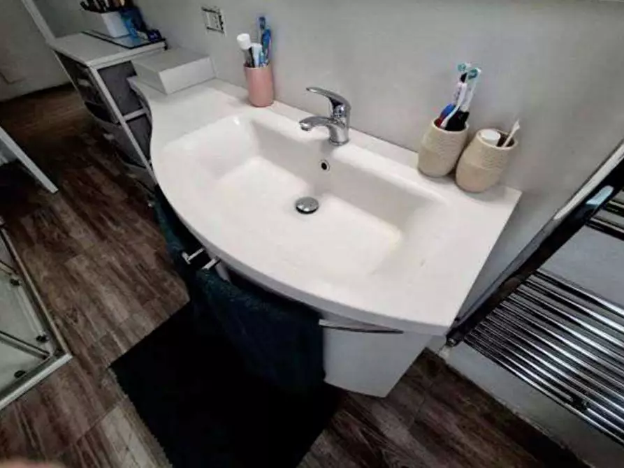 Immagine 14 di Appartamento in vendita  in Via marconi  25 a Castelveccana