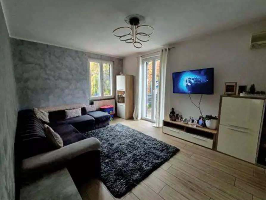 Immagine 21 di Appartamento in vendita  in Via marconi  25 a Castelveccana